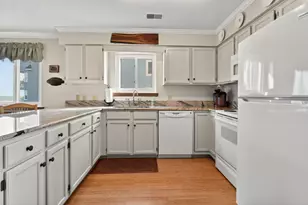 811 N Ocean Blvd, Surfside Beach, SC 29575 - Photo 9