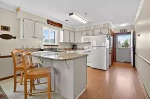 811 N Ocean Blvd, Surfside Beach, SC 29575 - Photo 3
