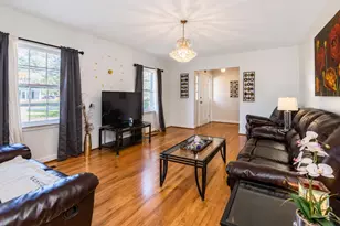 715 N Park St, Mullins, SC 29574 - Photo 7