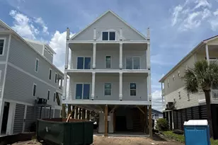 231 Underwood Dr, Garden City Beach, SC 29576 - Photo 3