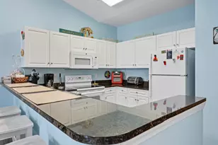 601 Hillside Dr N, North Myrtle Beach, SC 29582 - Photo 9