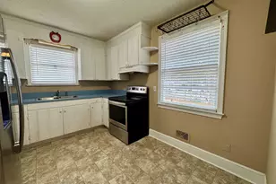517 Singleton Ave, Kingstree, SC 29556 - Photo 9