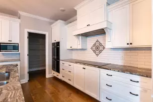 925 Bluffview Dr, Myrtle Beach, SC 29579 - Photo 15