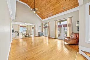 1011 Clubhouse Dr, North Myrtle Beach, SC 29582 - Photo 7