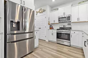 135 Empyrean Cir, Myrtle Beach, SC 29588 - Photo 3