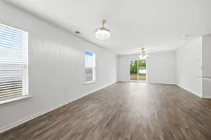 6619 Colonial Dr, Myrtle Beach, SC 29572 - Photo 5