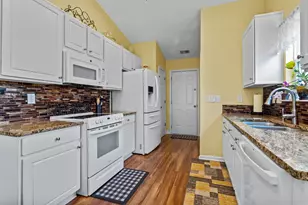 300 Conchal Ct, Murrells Inlet, SC 29576 - Photo 9