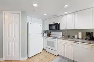 2501 S Ocean Blvd, Myrtle Beach, SC 29577 - Photo 9