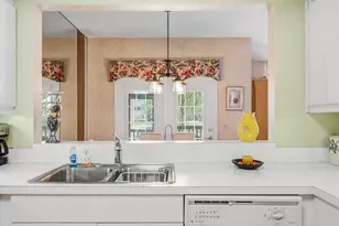 808 Castleford Cir, Myrtle Beach, SC 29572 - Photo 15