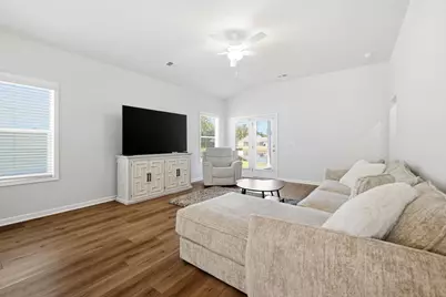 427 McGarry Dr., Myrtle Beach, SC 29588 - Photo 9