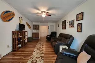 433 E Banks Dr, Garden City, SC 29576 - Photo 19