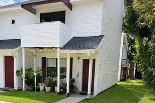 209 Cedar St, Myrtle Beach, SC 29577 - Photo 1