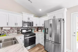4109 Rockwood Dr, Conway, SC 29526 - Photo 9