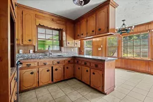 308 Cleveland St, Mullins, SC 29574 - Photo 21