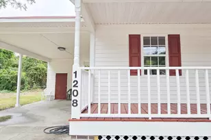 1208 Elm St, Conway, SC 29526 - Photo 5