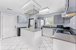 4265 Villa Dr, Little River, SC 29566 - Photo 7