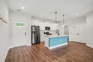 663 Belmont Dr, Conway, SC 29526 - Photo 5