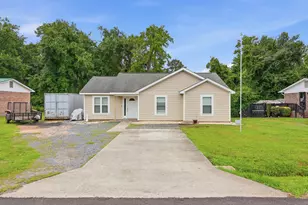 725 University Forest Cir, Conway, SC 29526 - Photo 1