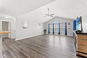 4654 Fringetree Dr, Murrells Inlet, SC 29576 - Photo 7