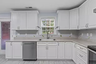 136 Molinia Dr, Murrells Inlet, SC 29576 - Photo 11