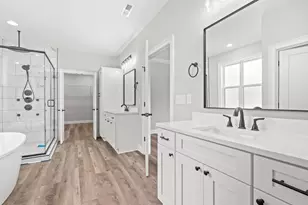 8032 Old Reaves Ferry Rd, Conway, SC 29526 - Photo 9