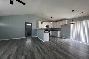1204 Midvale Dr, Conway, SC 29527 - Photo 3