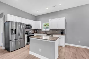 5630 Dinkler Ave, Loris, SC 29569 - Photo 9
