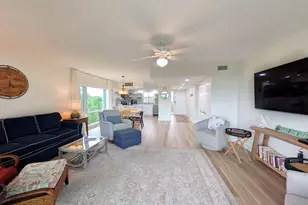 423 Parker Dr, Pawleys Island, SC 29585 - Photo 7
