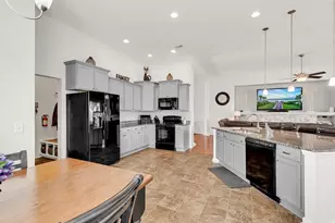 609 Chatman Ct, Murrells Inlet, SC 29576 - Photo 15