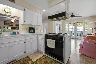 7600 Driftwood Dr., Myrtle Beach, SC 29572 - Photo 17