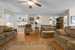 7600 Driftwood Dr, Myrtle Beach, SC 29572 - Photo 11