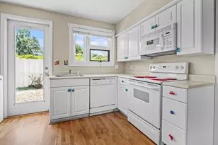 748 Yellowwood Ave, Myrtle Beach, SC 29577 - Photo 11