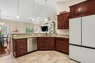 408 Windermere Lk Cir, Conway, SC 29526 - Photo 11