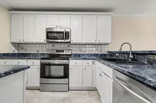 4679 Fringetree Dr, Murrells Inlet, SC 29576 - Photo 11