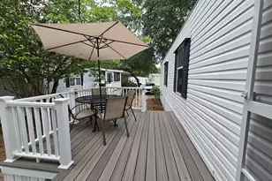 418 Delton Dr, Garden City Beach, SC 29576 - Photo 11