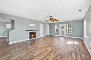 365 Marsh Pl, Murrells Inlet, SC 29576 - Photo 5