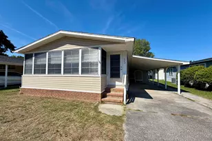 542 Oceanside Dr, Surfside Beach, SC 29575 - Photo 1