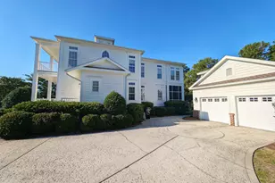 136 Cottage Ct, Pawleys Island, SC 29585 - Photo 3