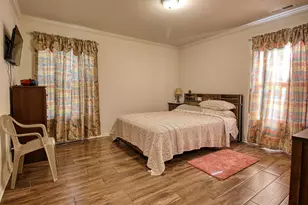 215 W James St, Mullins, SC 29574 - Photo 9