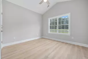 1904 Blue Bird Rd, Loris, SC 29569 - Photo 15
