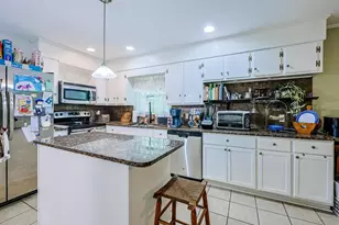 1872 E Marion St, Georgetown, SC 29440 - Photo 5