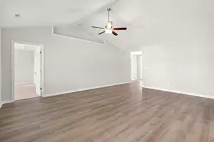 905 Woodside Dr, Conway, SC 29526 - Photo 5