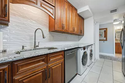 400 20th Ave. N #1203, Myrtle Beach, SC 29577 - Photo 3