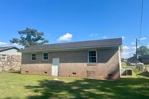 213 E Pickens St, Marion, SC 29571 - Photo 5