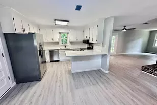 310 Jordan Cir, Conway, SC 29527 - Photo 7