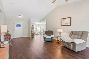 1527 Heirloom Dr, Conway, SC 29527 - Photo 5