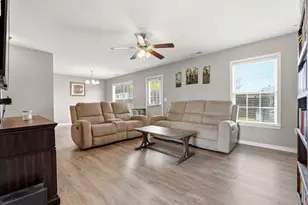 379 Cherry Buck Trail, Conway, SC 29526 - Photo 3