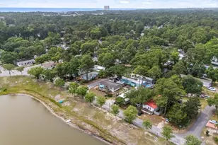 1617 Crystal Lake Dr, Myrtle Beach, SC 29575 - Photo 5