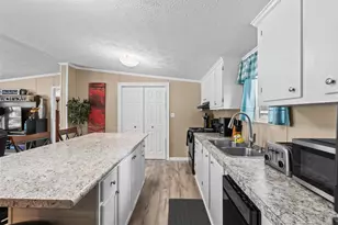 1617 Crystal Lake Dr, Myrtle Beach, SC 29575 - Photo 21