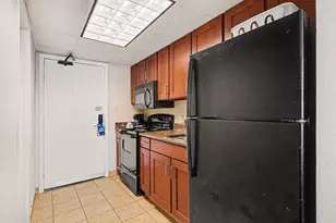 1105 S Ocean Blvd, Myrtle Beach, SC 29577 - Photo 5